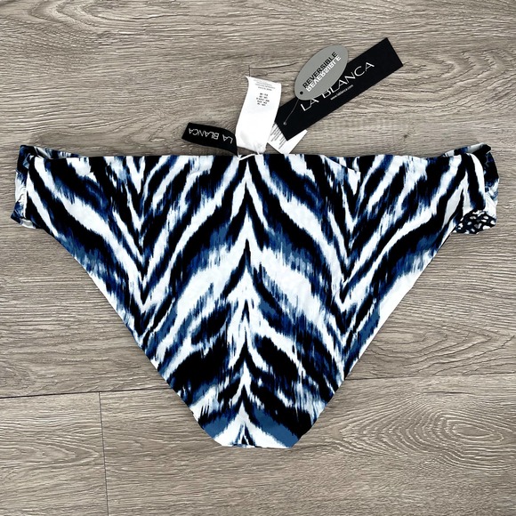 NWT - LA BLANCA Reversible Animal Instincts Shirred Swim Bottoms Blue - Size 16 - Picture 4 of 16